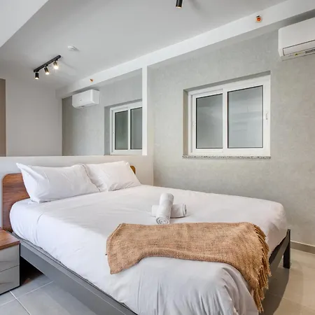 Apartment Stylish Heart Of St Julians Sleeps 5 St. Paul's Bay