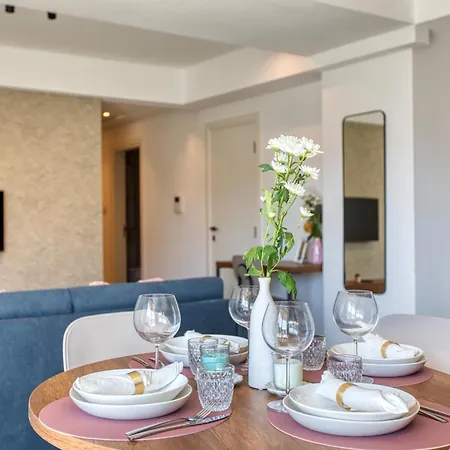 Apartment Stylish Heart Of St Julians Sleeps 5