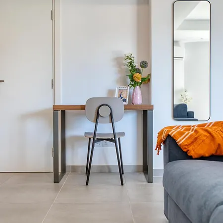 Stylish Heart Of St Julians Sleeps 5 Apartamento