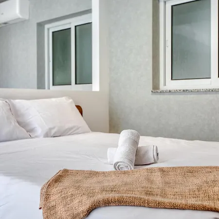Stylish Heart Of St Julians Sleeps 5 Apartamento *